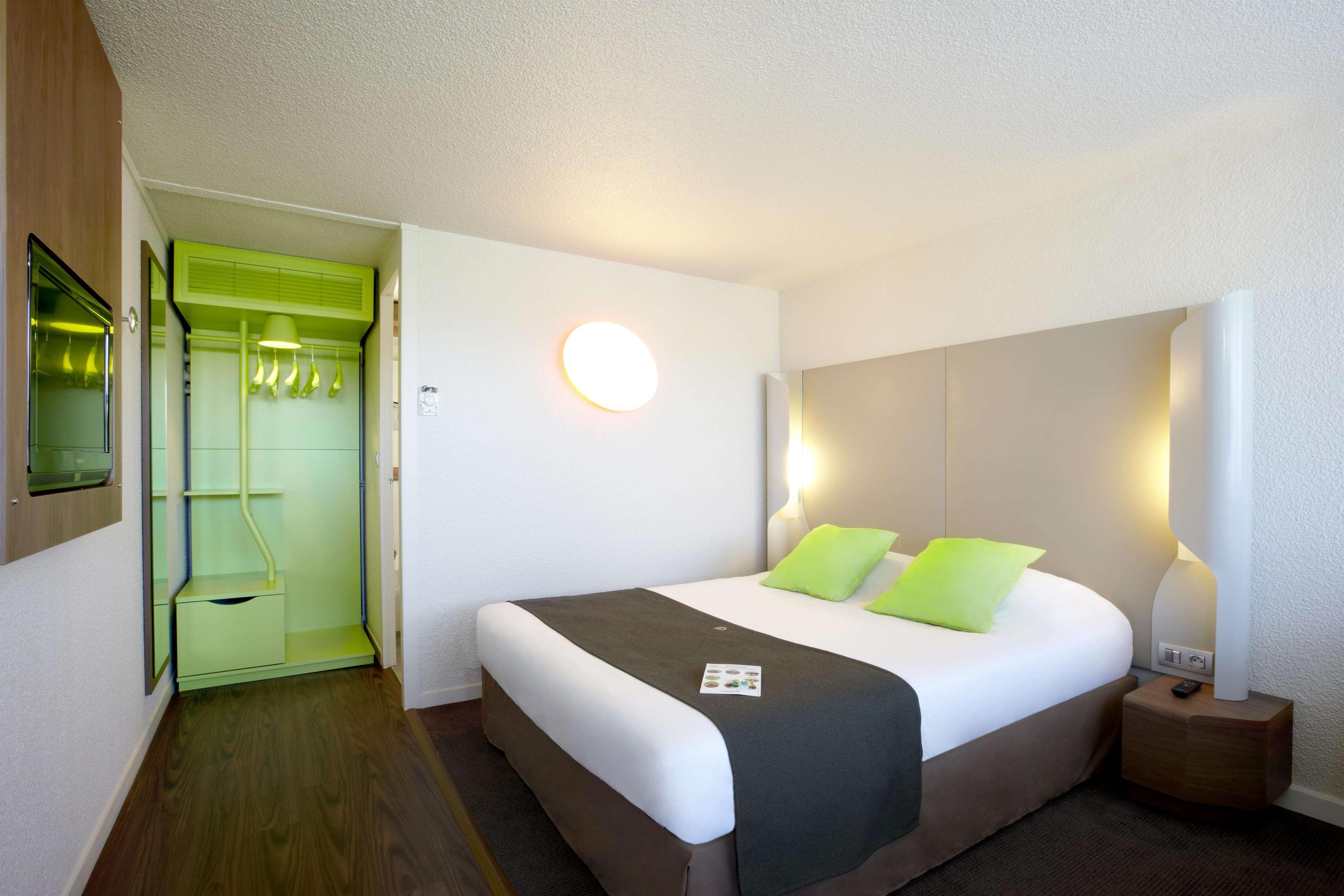 Campanile Bayonne Hotel Bagian luar foto
