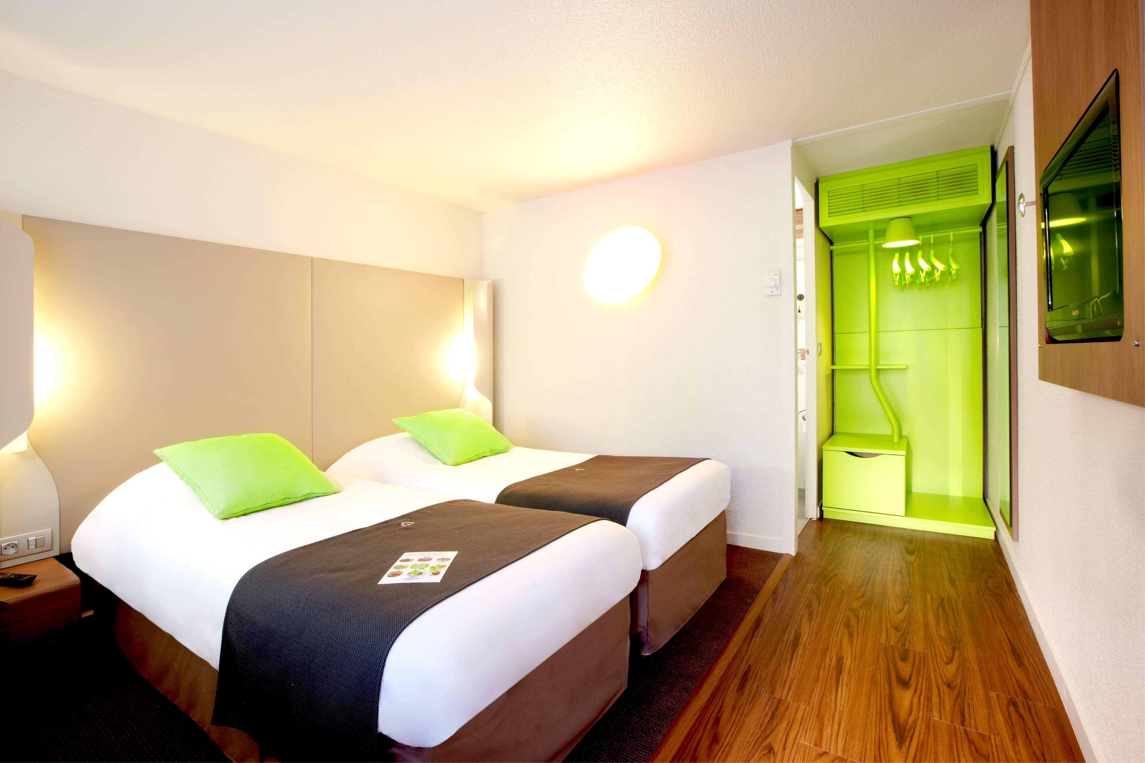 Campanile Bayonne Hotel Bagian luar foto