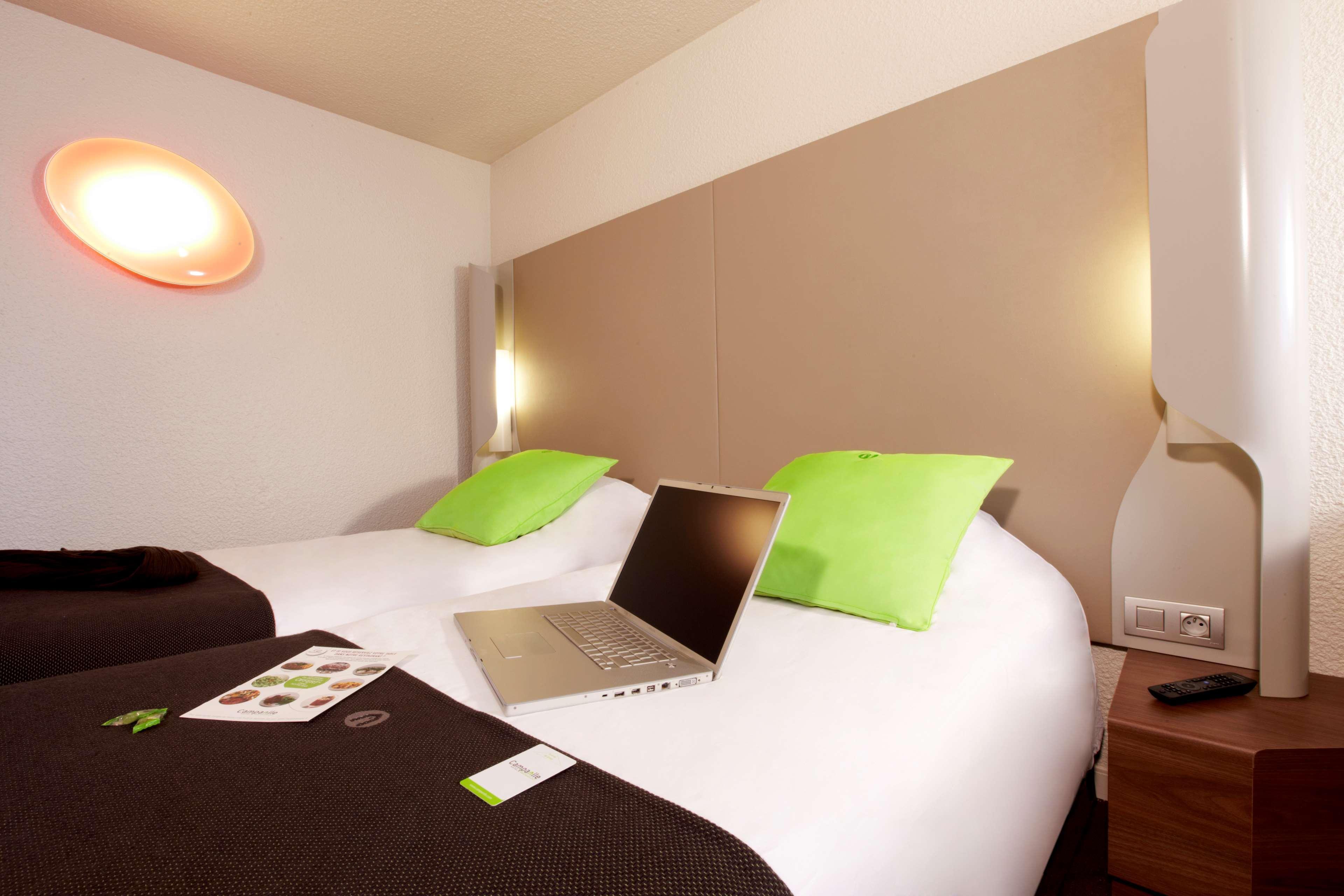 Campanile Bayonne Hotel Bagian luar foto