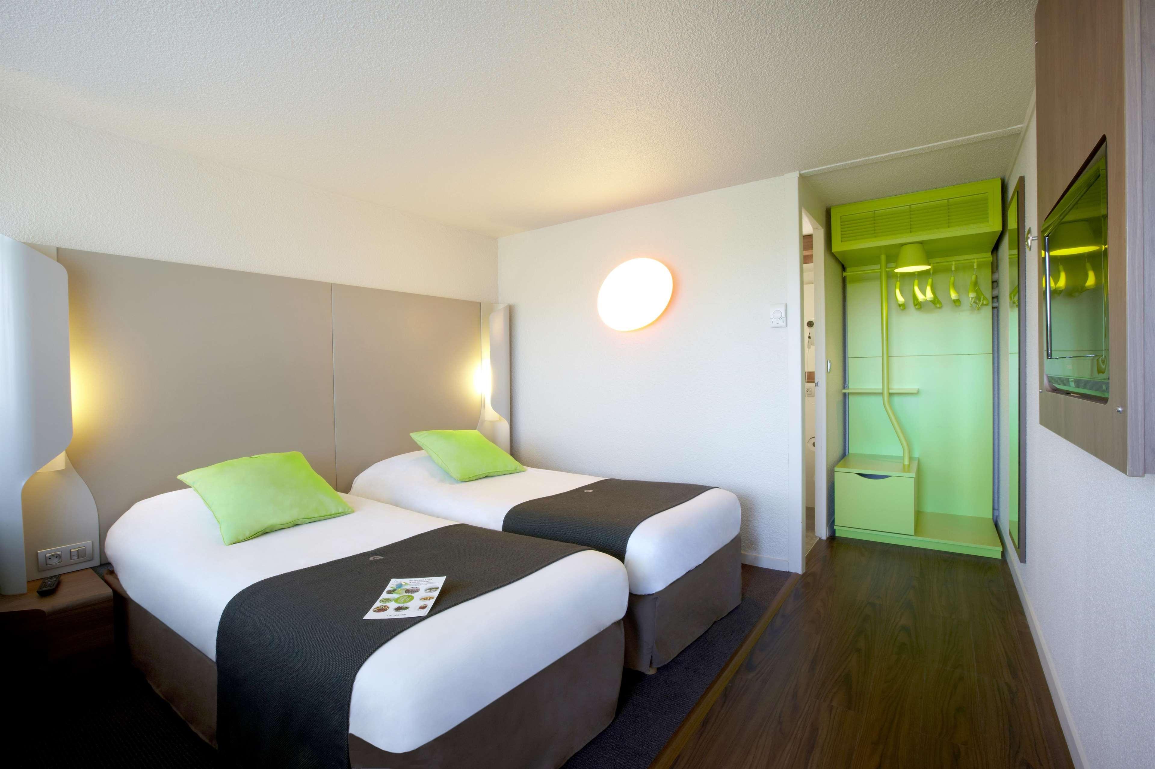 Campanile Bayonne Hotel Bagian luar foto