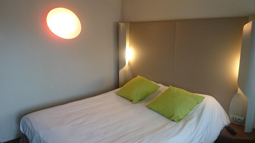 Campanile Bayonne Hotel Bagian luar foto