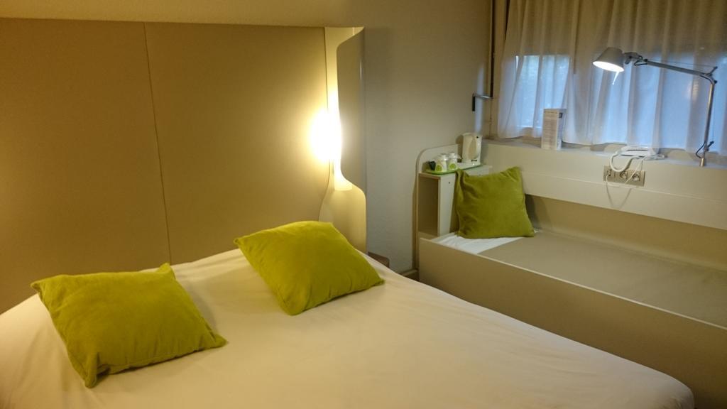 Campanile Bayonne Hotel Bagian luar foto