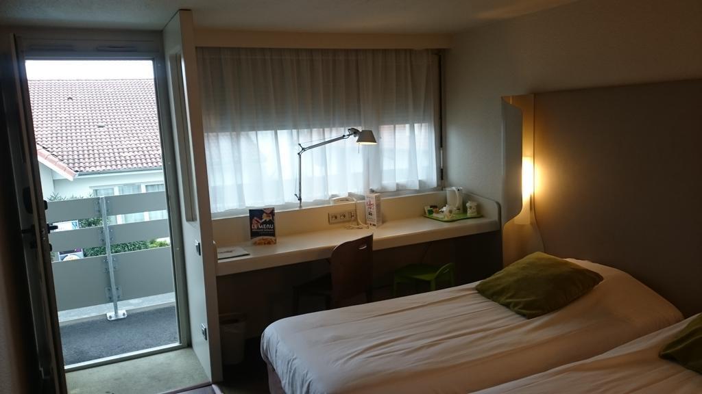 Campanile Bayonne Hotel Bagian luar foto