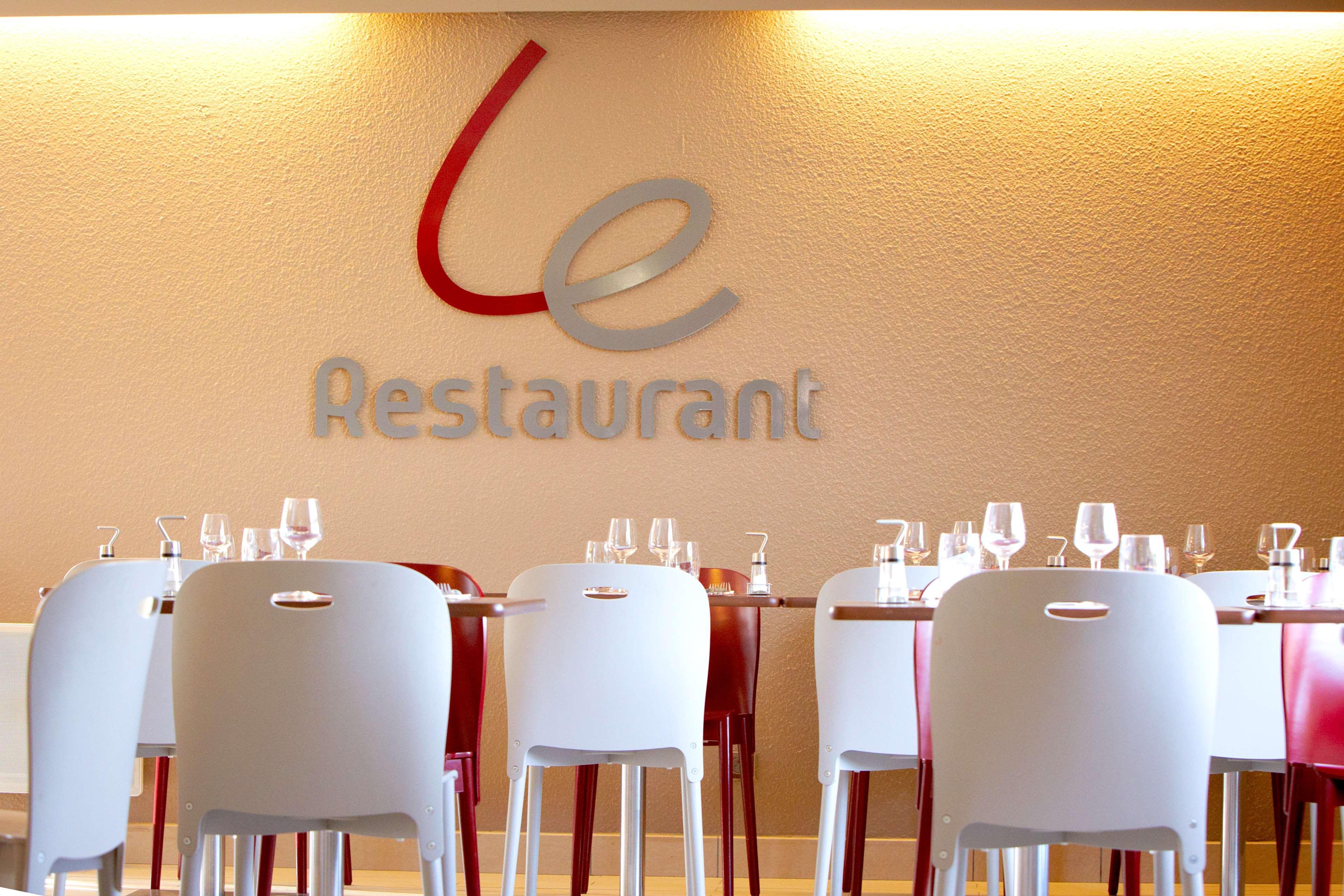 Campanile Bayonne Hotel Bagian luar foto