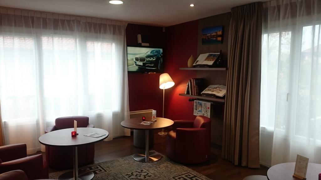 Campanile Bayonne Hotel Bagian luar foto